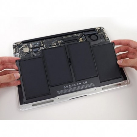 Remplacement batterie MacBook Air 13" A1466